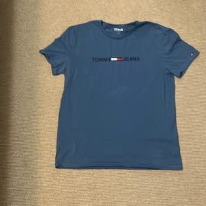 Men’s blue Tommy Jeans t-shirt